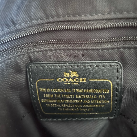 Coach - Picture 4 of 5